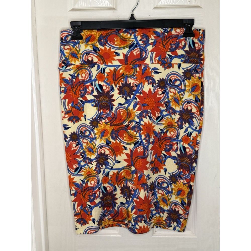 LULAROE CASSIE Pencil Skirt M‎ Ivory Blue Yellow Daisy Red Paisley